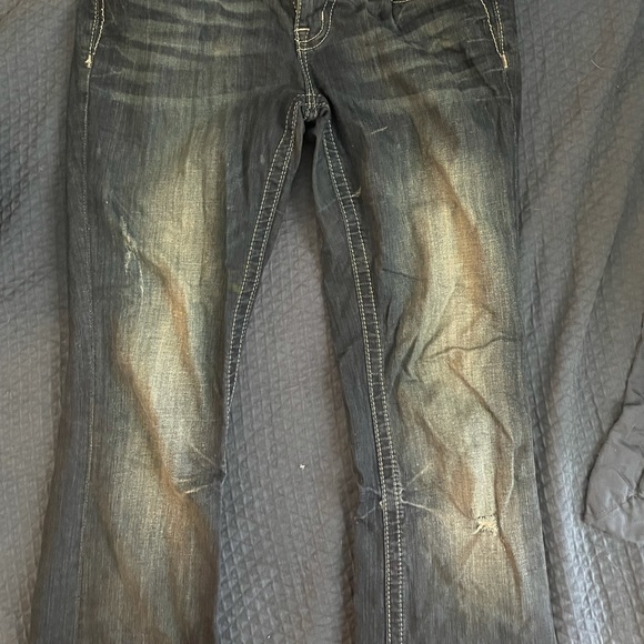 Size 30, Miss Me jeans. Only wore a few times! - Picture 2 of 3